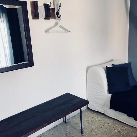 לינה וארוחת בוקר Salecce לצ'ה