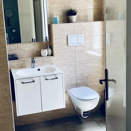 Salecce לינה וארוחת בוקר